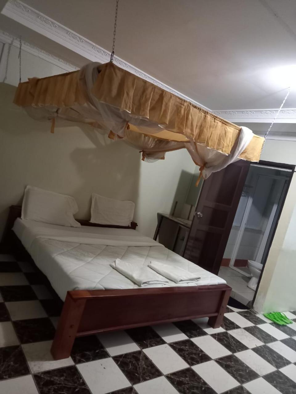 Newstead Hotel Naivasha Kültér fotó