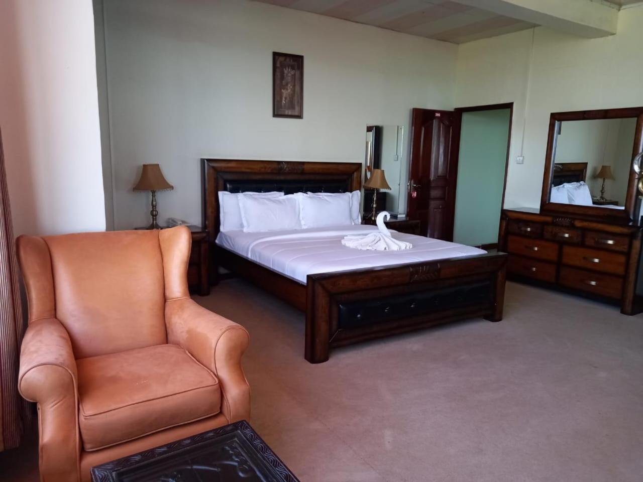 Newstead Hotel Naivasha Kültér fotó