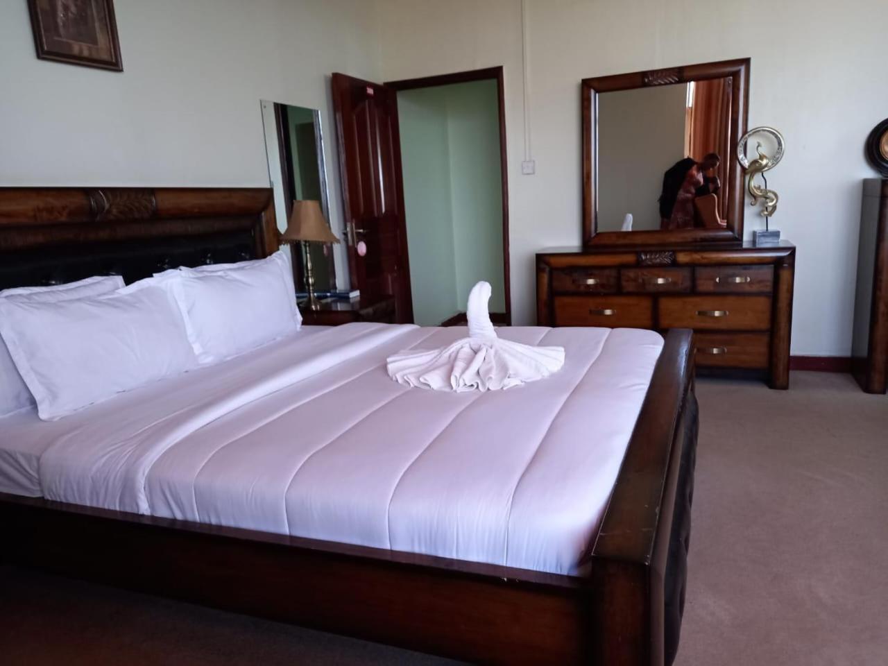 Newstead Hotel Naivasha Kültér fotó